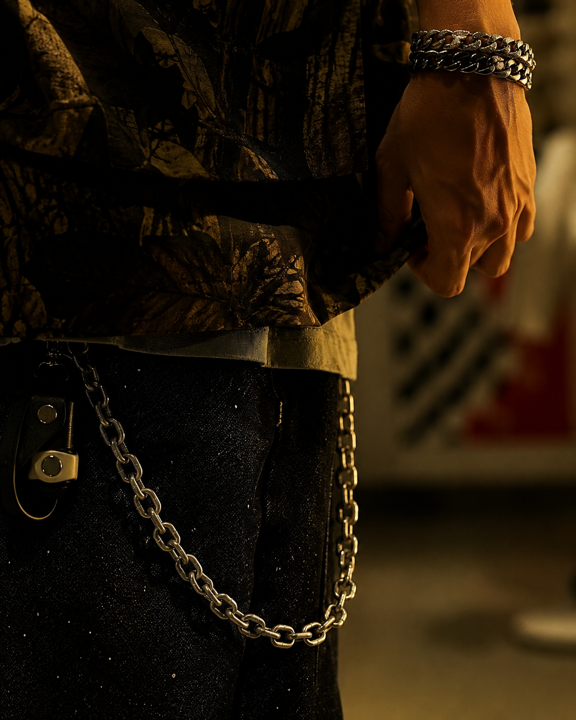 Tungsten detail photo captured by Quoc Tuan